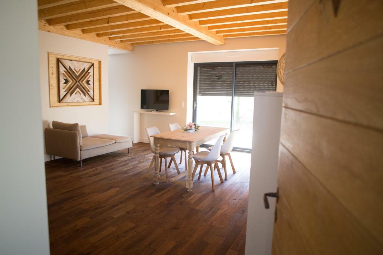 La Grange Aux Ecureuils Apartment Levernois Exterior photo